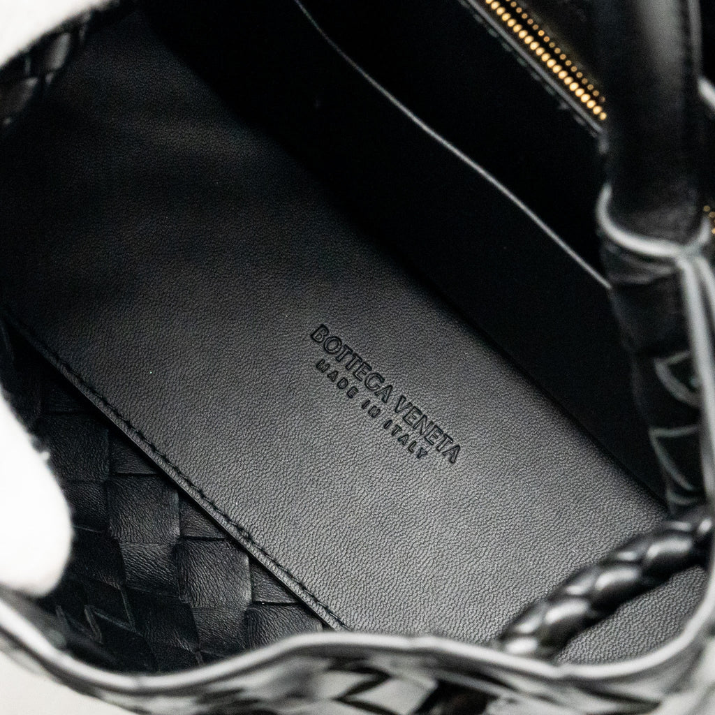 bottega-veneta-small-andiamo-bag-lambskin-black-ghw-1