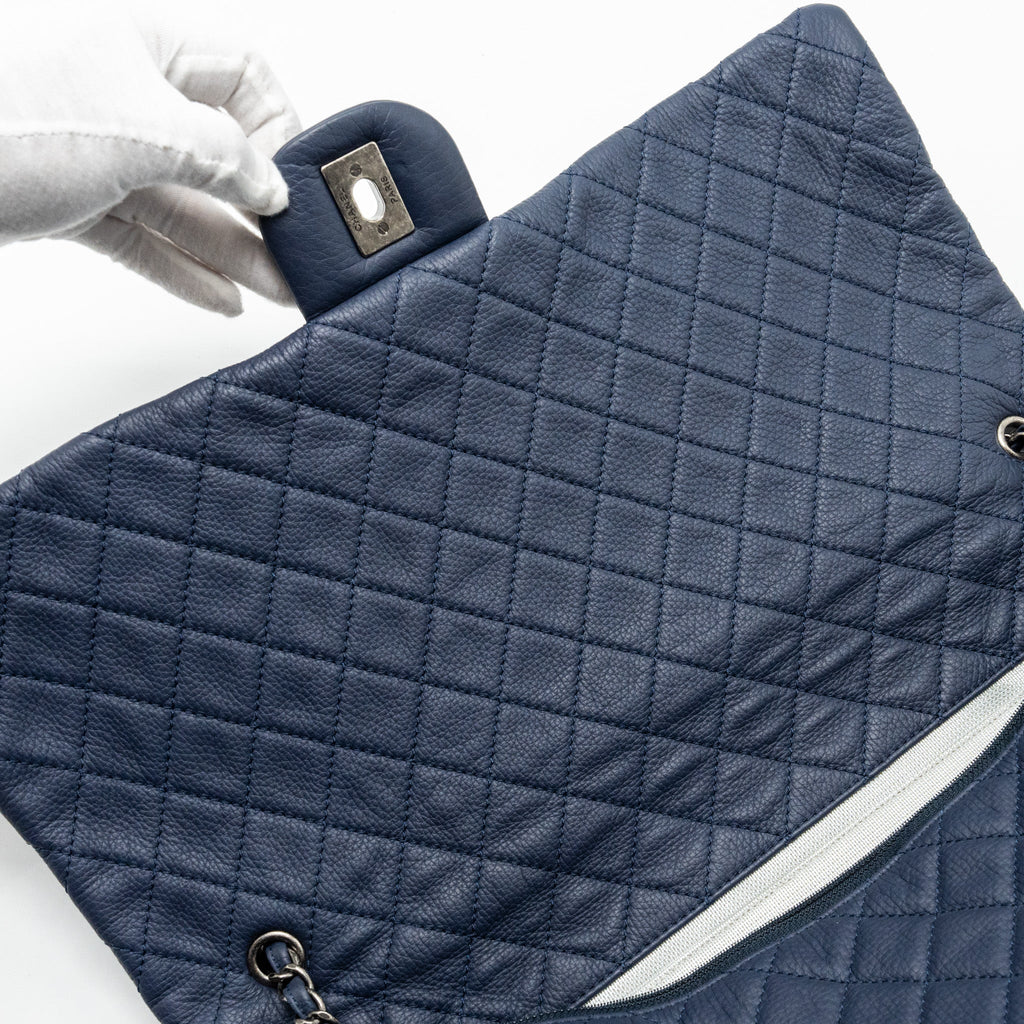 chanel-xxl-airline-classic-flap-bag-grained-calfskin-dark-blue-ruthenium-hardware