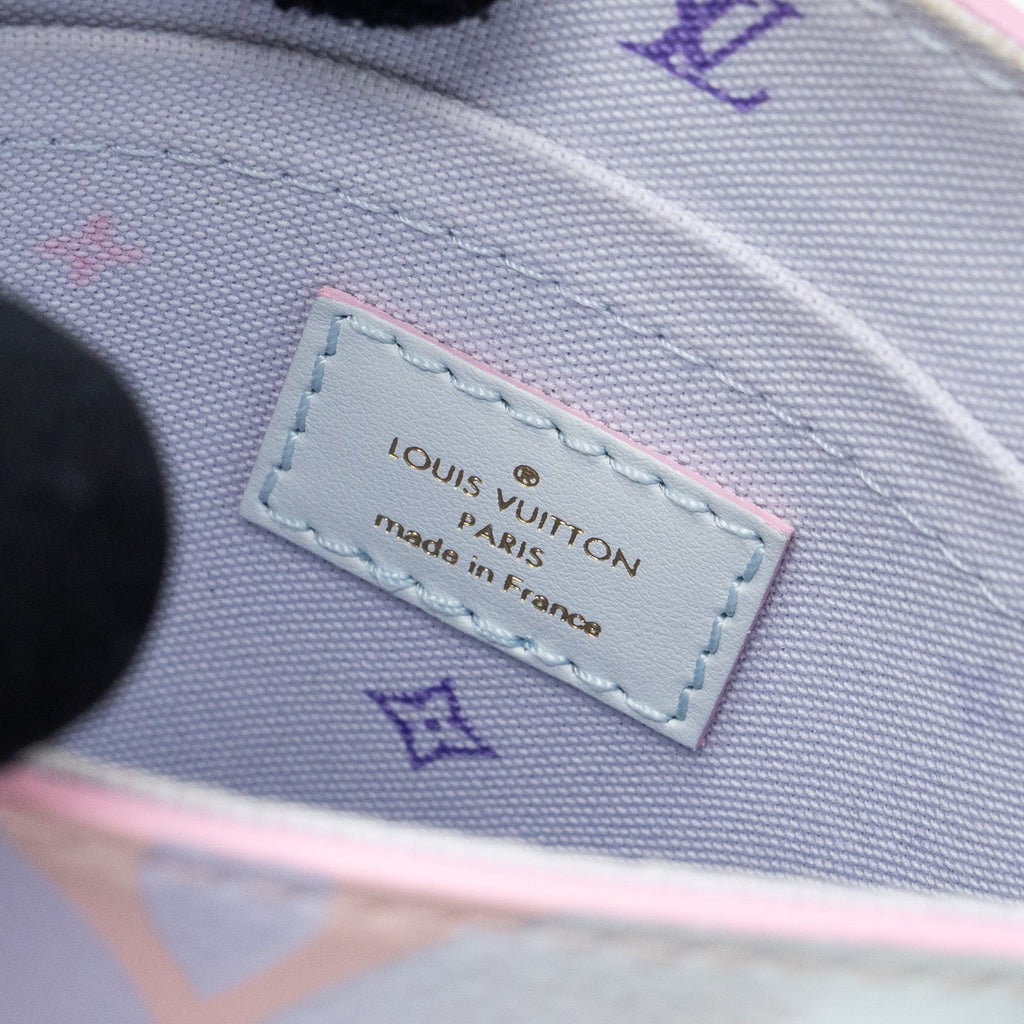 louis-vuitton-petit-sac-plat-monogram-canvas-sunrise-pastel-ghw