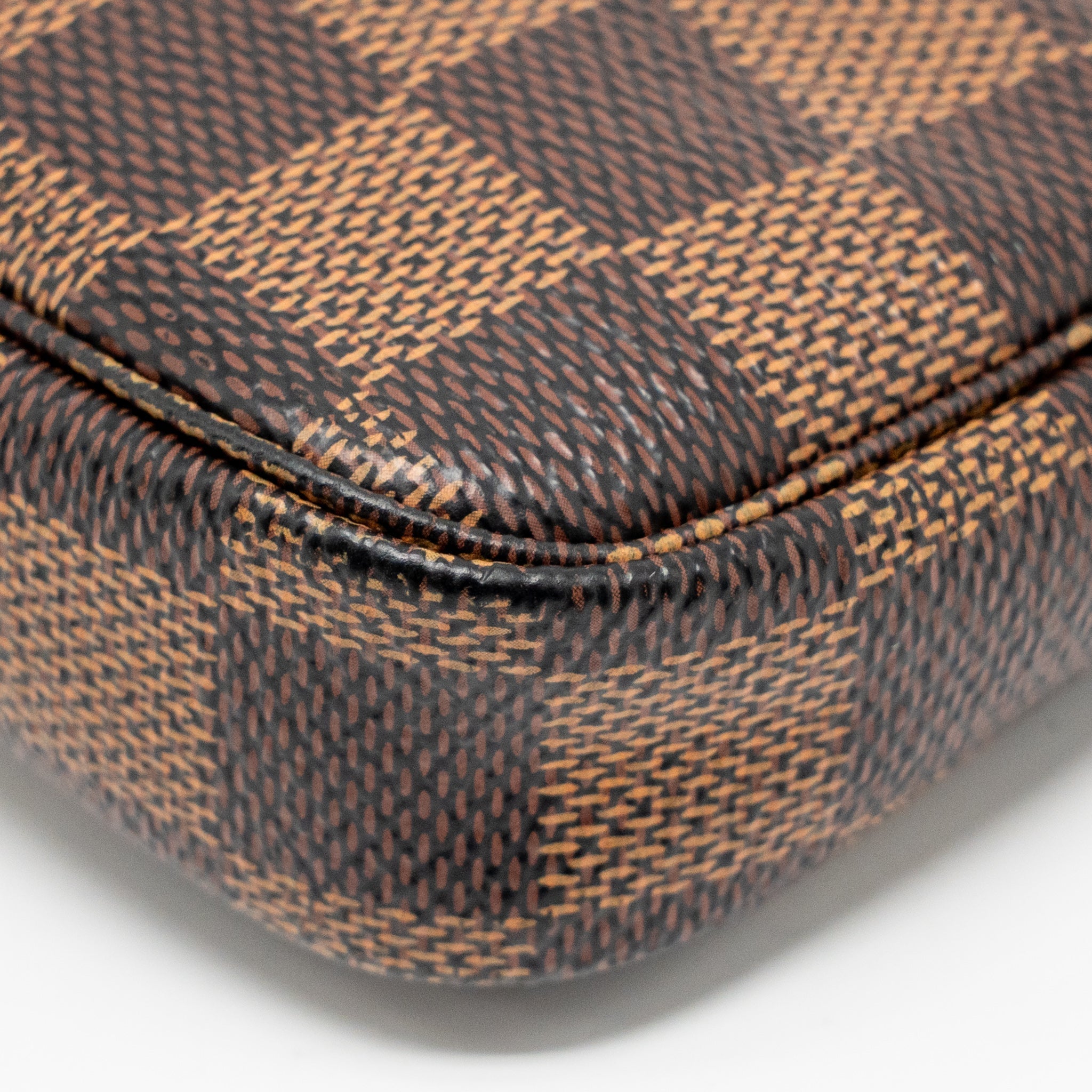 louis-vuitton-mini-pochette-accessories-damier-ebene-ghw-1