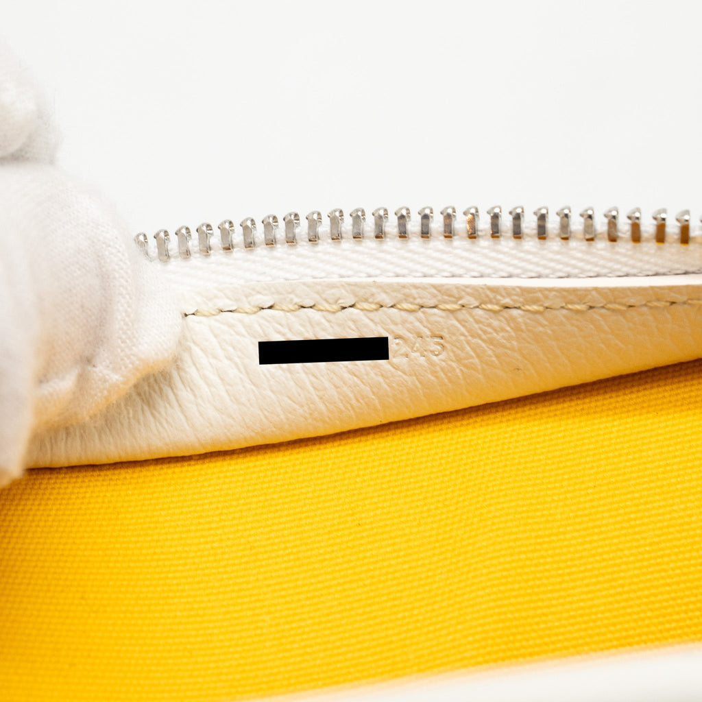 goyard-jouvence-mm-toiletry-bag-goyardine-canvas-white-shw-copy