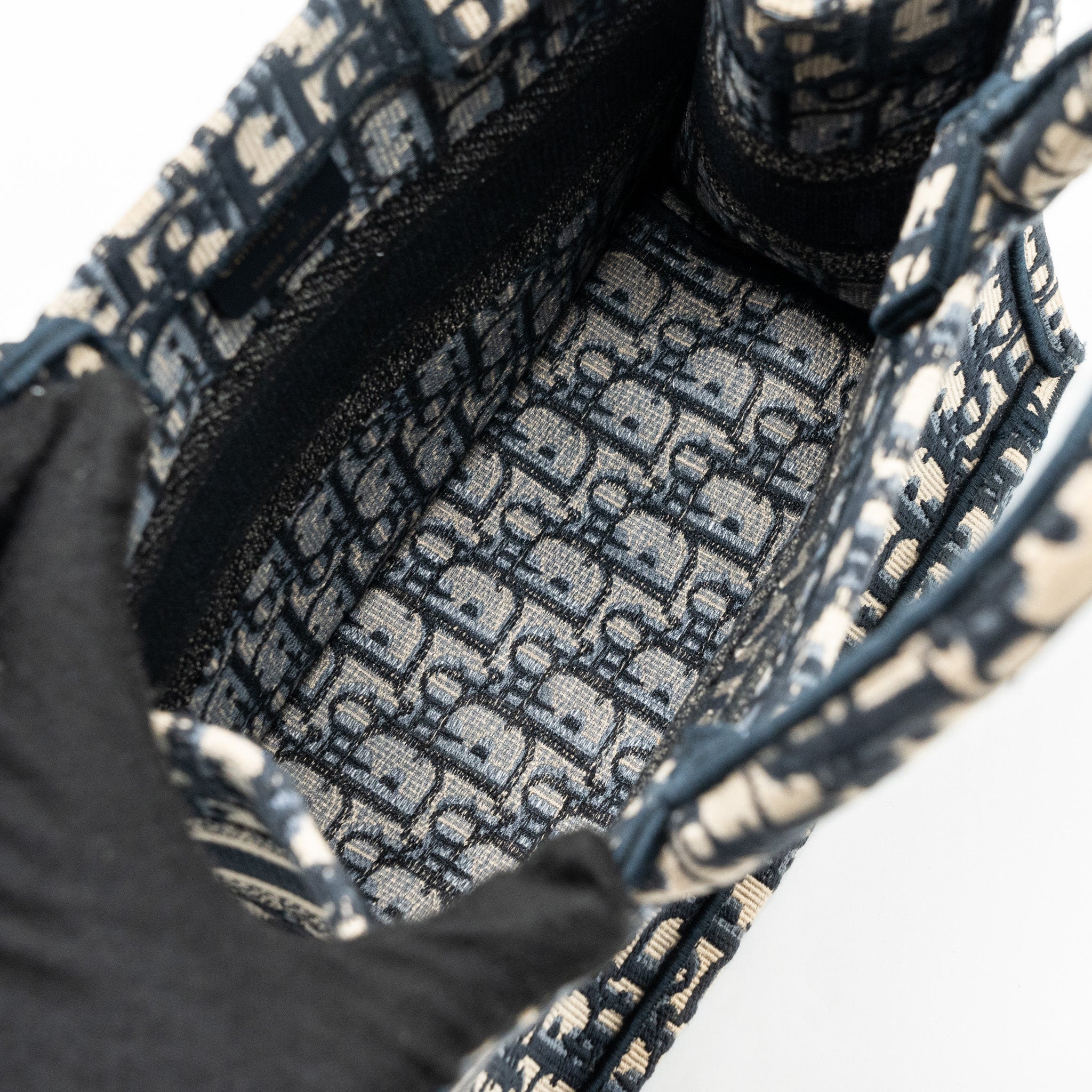dior-small-book-tote-blue-oblique-jacquard