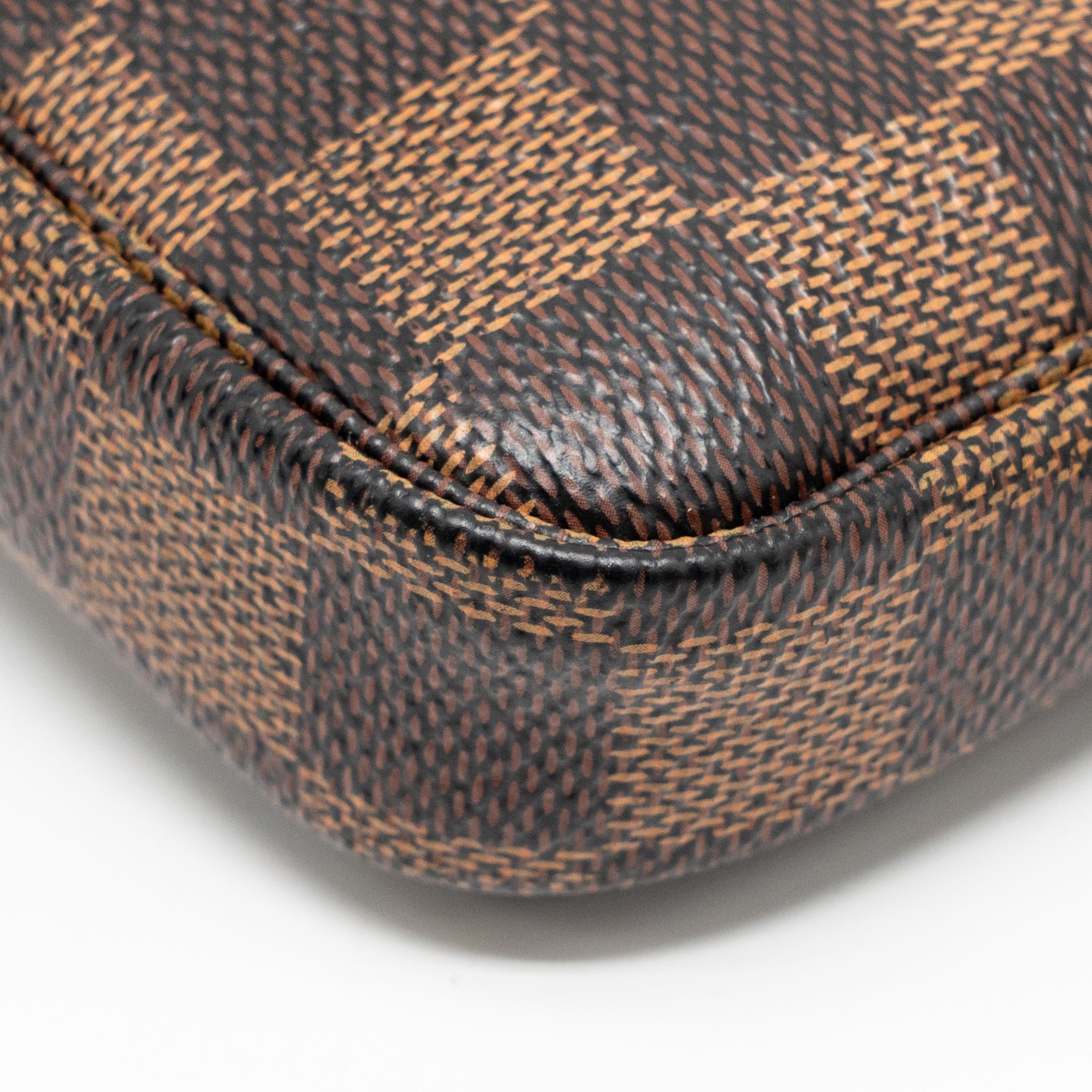 louis-vuitton-mini-pochette-accessories-damier-ebene-ghw-1