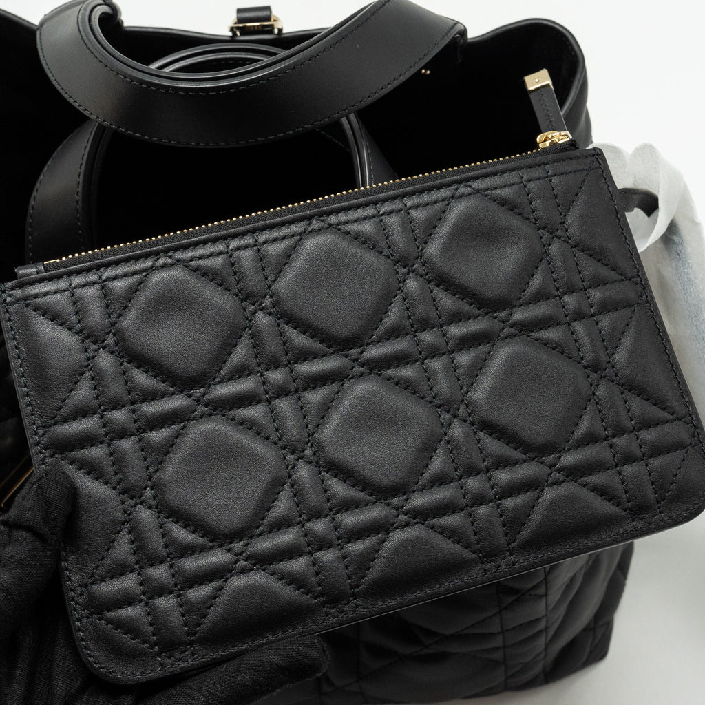dior-medium-toujours-bag-macrocannage-calfskin-black-lghw