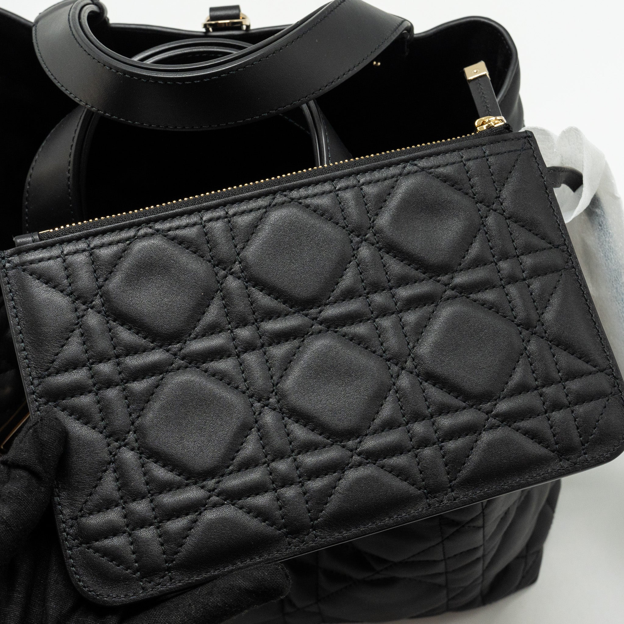 dior-medium-toujours-bag-macrocannage-calfskin-black-lghw