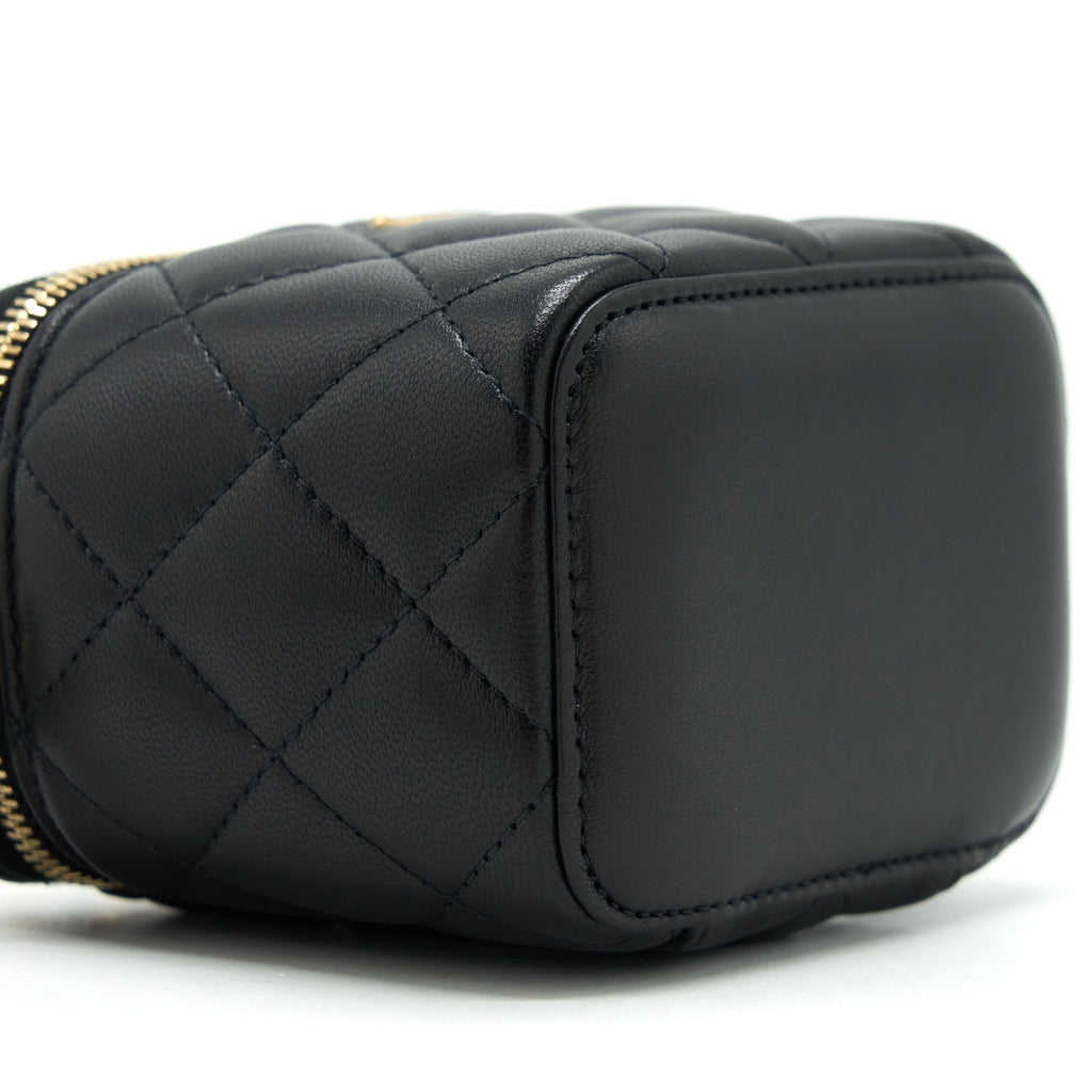 chanel-pearl-crush-mini-vanity-with-chain-lambskin-black-ghw