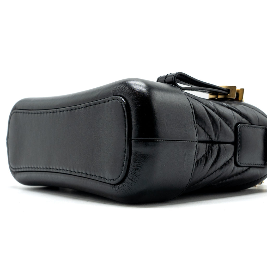 chanel-small-gabriel-hobo-bag-chevron-aged-calfskin-black-multicolour-hardware