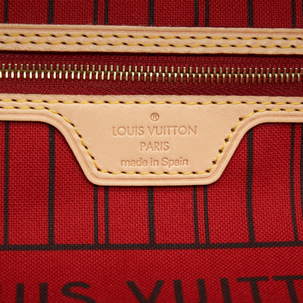 louis-vuitton-neverfull-cherry-mm-monogram-canvas-ghw