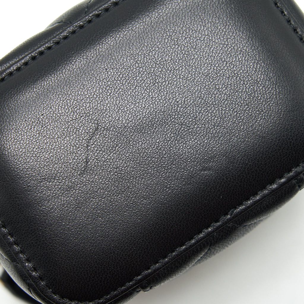 chanel-pearl-crush-mini-vanity-with-chain-lambskin-black-ghw