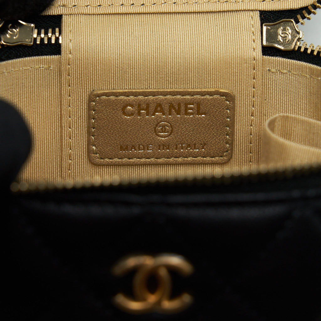 chanel-pearl-crush-mini-vanity-with-chain-lambskin-black-ghw