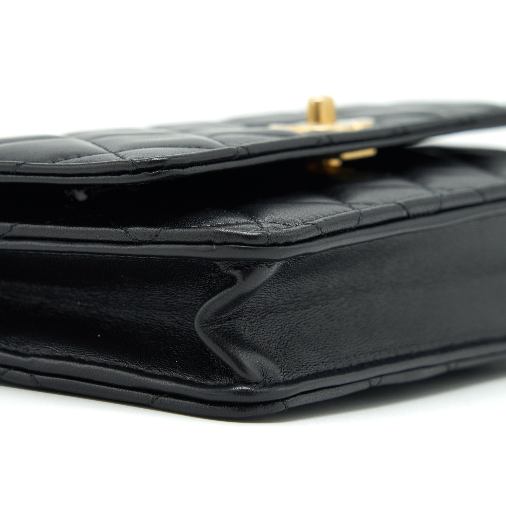chanel-22s-pearl-crush-wallet-on-chain-lambskin-black-ghw-microchip