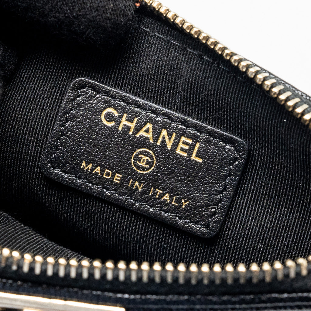 chanel-small-boy-zip-pouch-shiny-grained-calfskin-black-ghw-copy