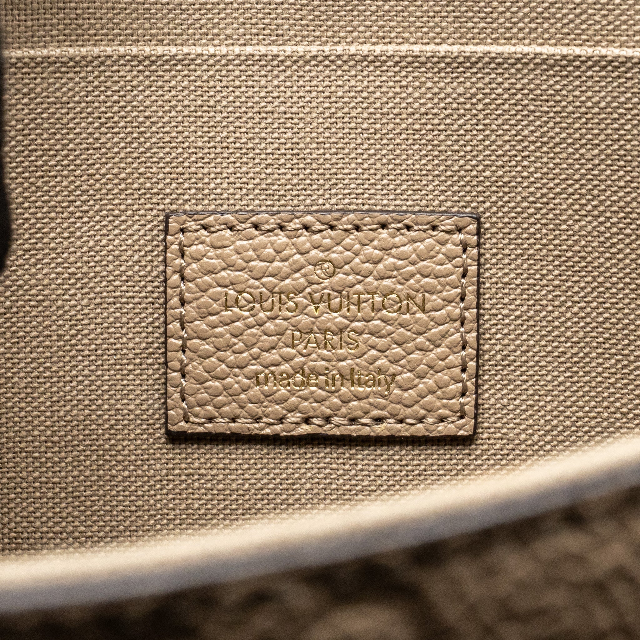louis-vuitton-felicie-pochette-monogram-empreinte-tourterelle-ghw