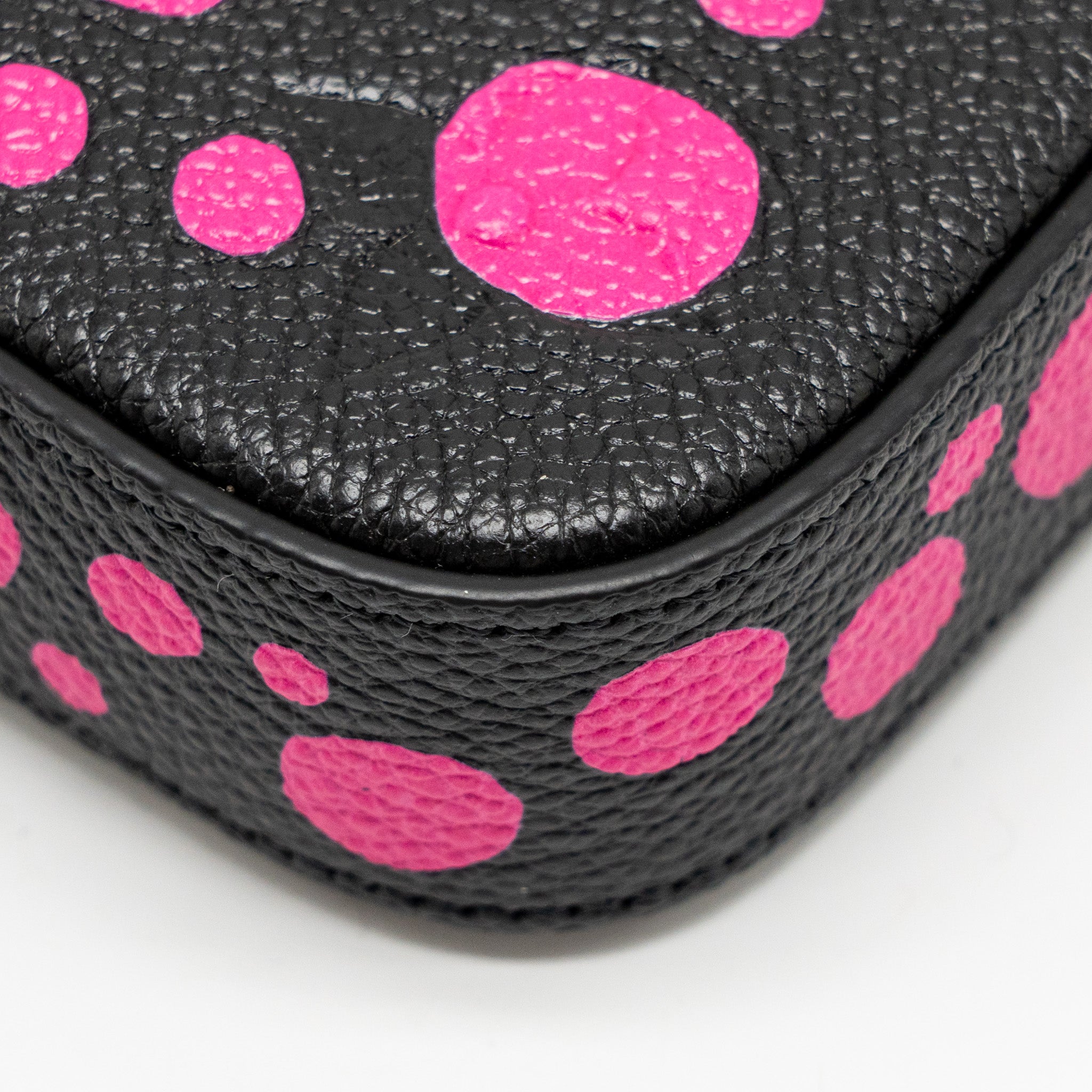 lv-bag-multicoloured-pink-black