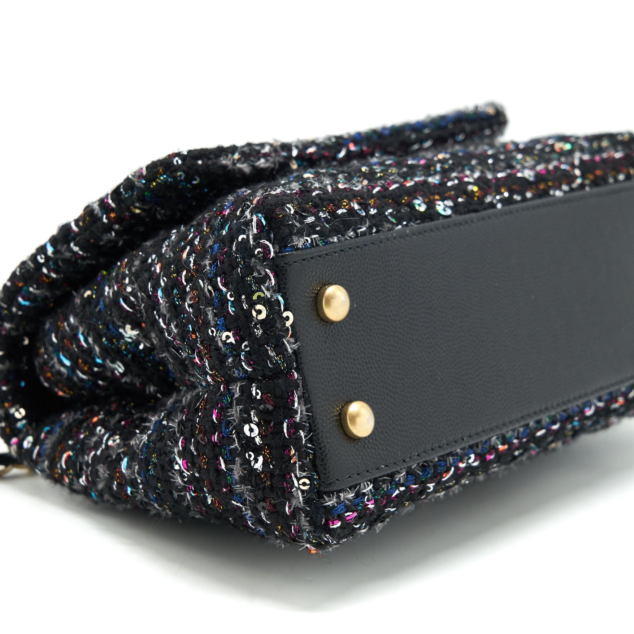 chanel-small-tweed-coco-handle-24cm-black-ghw
