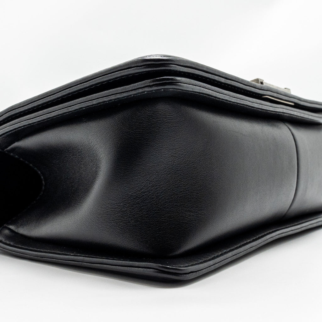 chanel-medium-boy-bag-calfskin-black-ruthenium-hardware-1