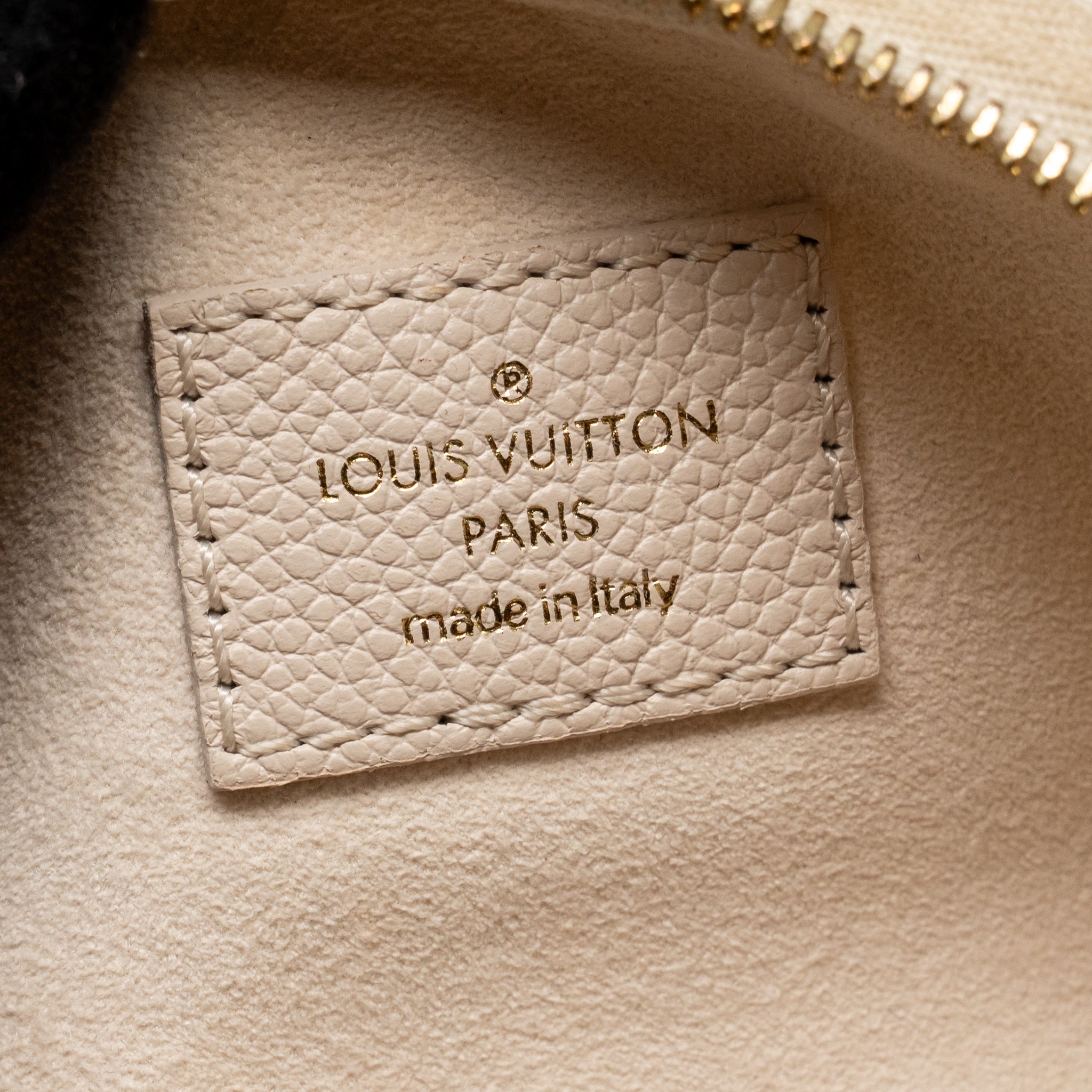lv-bag-white