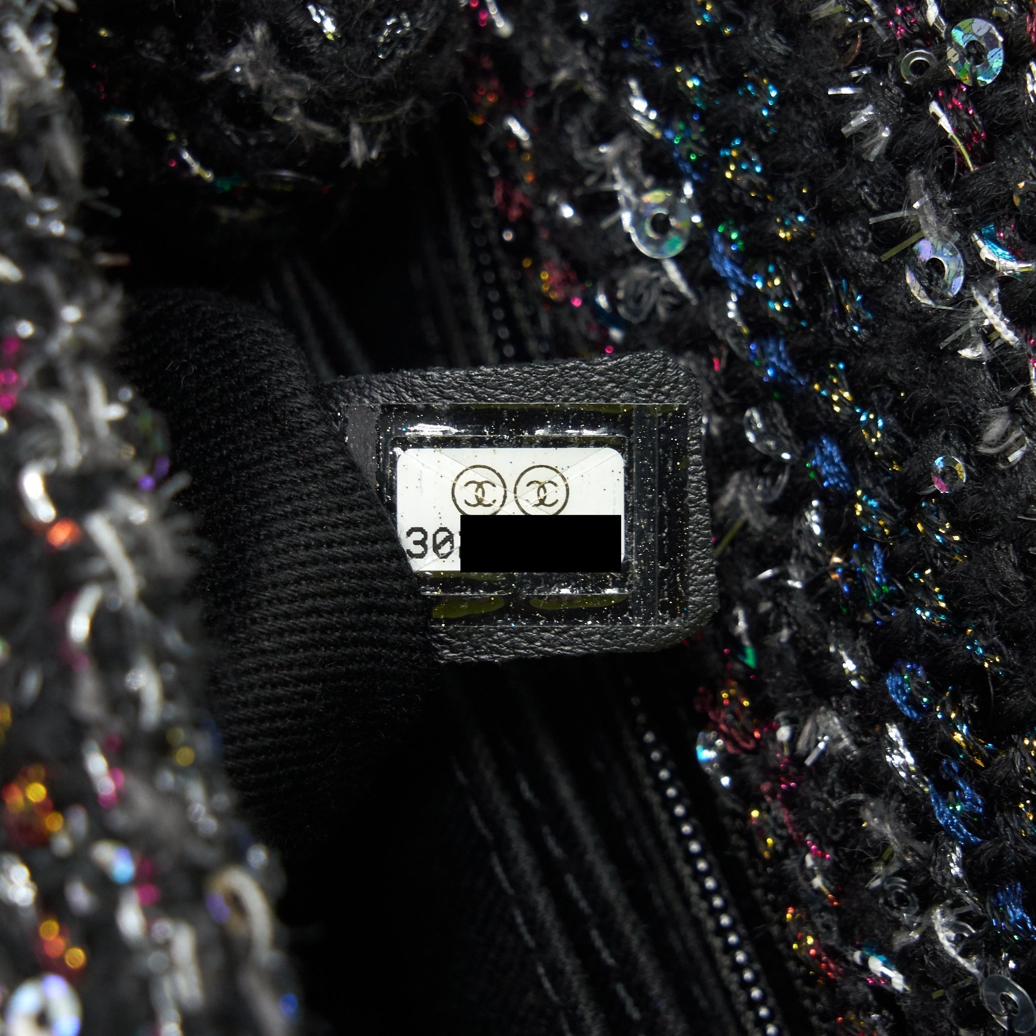 chanel-small-tweed-coco-handle-24cm-black-ghw