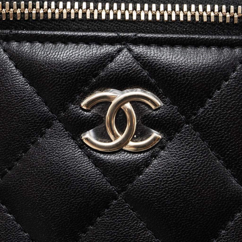 chanel-top-handle-mini-vanity-case-with-chains-lambskin-black-lghw