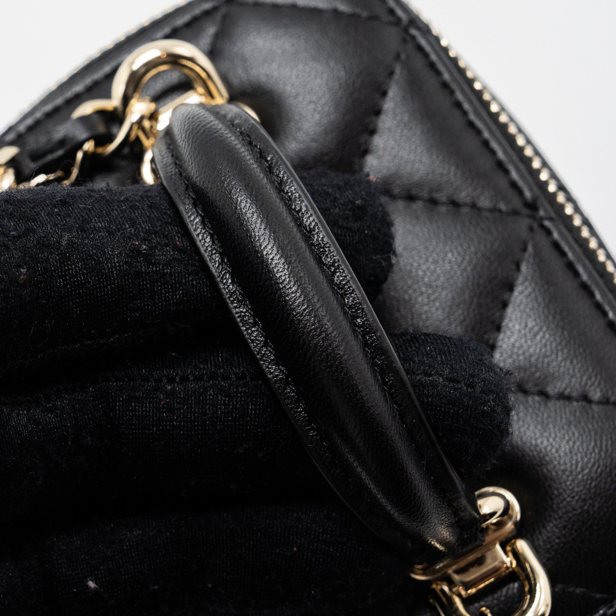 chanel-top-handle-mini-vanity-case-with-chains-lambskin-black-lghw
