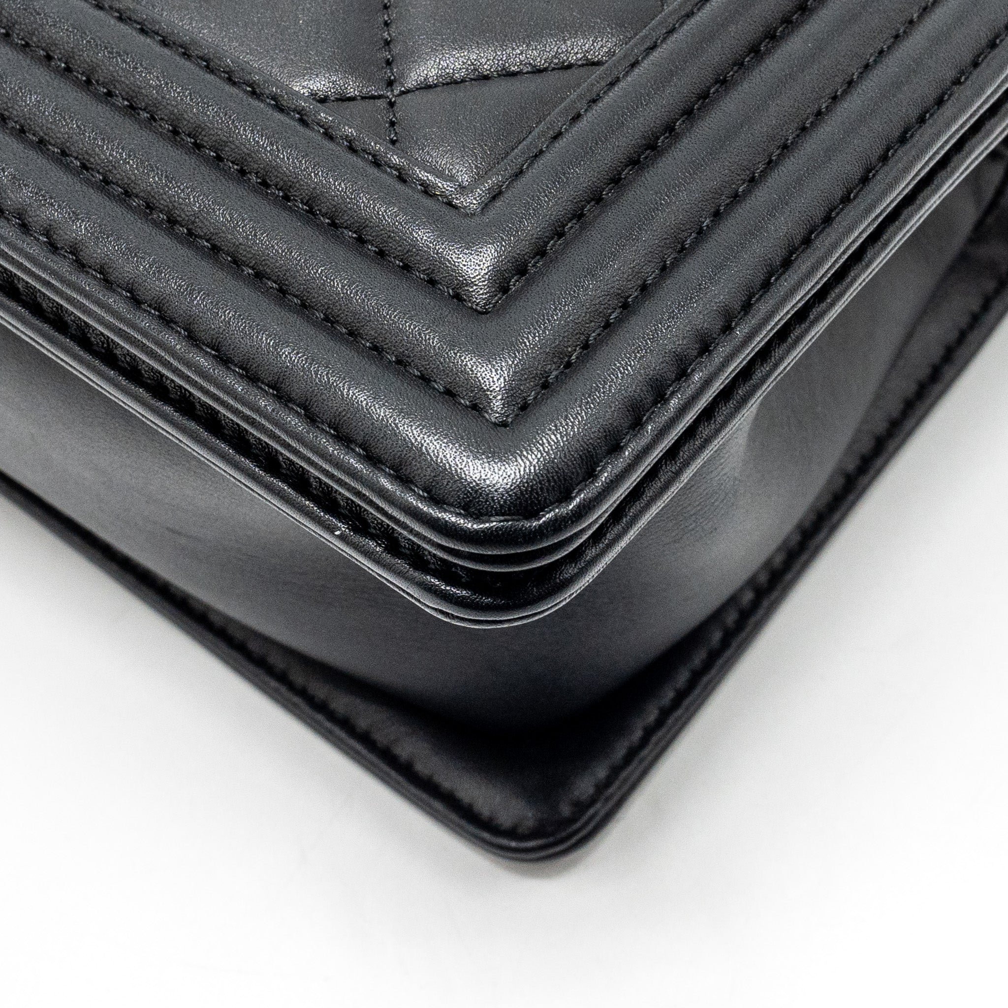 chanel-medium-boy-bag-calfskin-black-ruthenium-hardware-1
