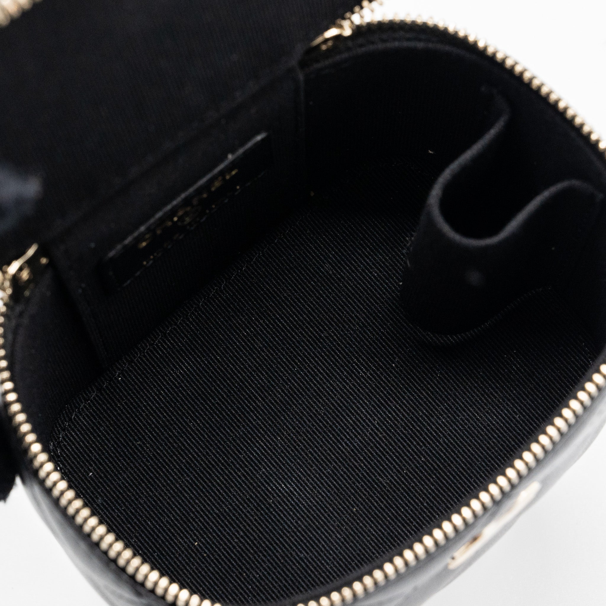 chanel-top-handle-mini-vanity-case-with-chains-lambskin-black-lghw