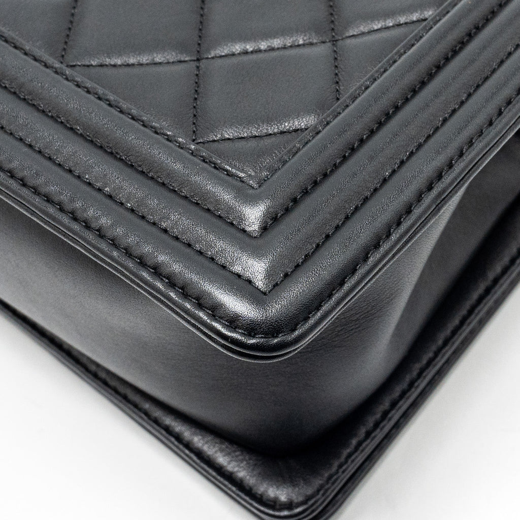 chanel-medium-boy-bag-calfskin-black-ruthenium-hardware-1