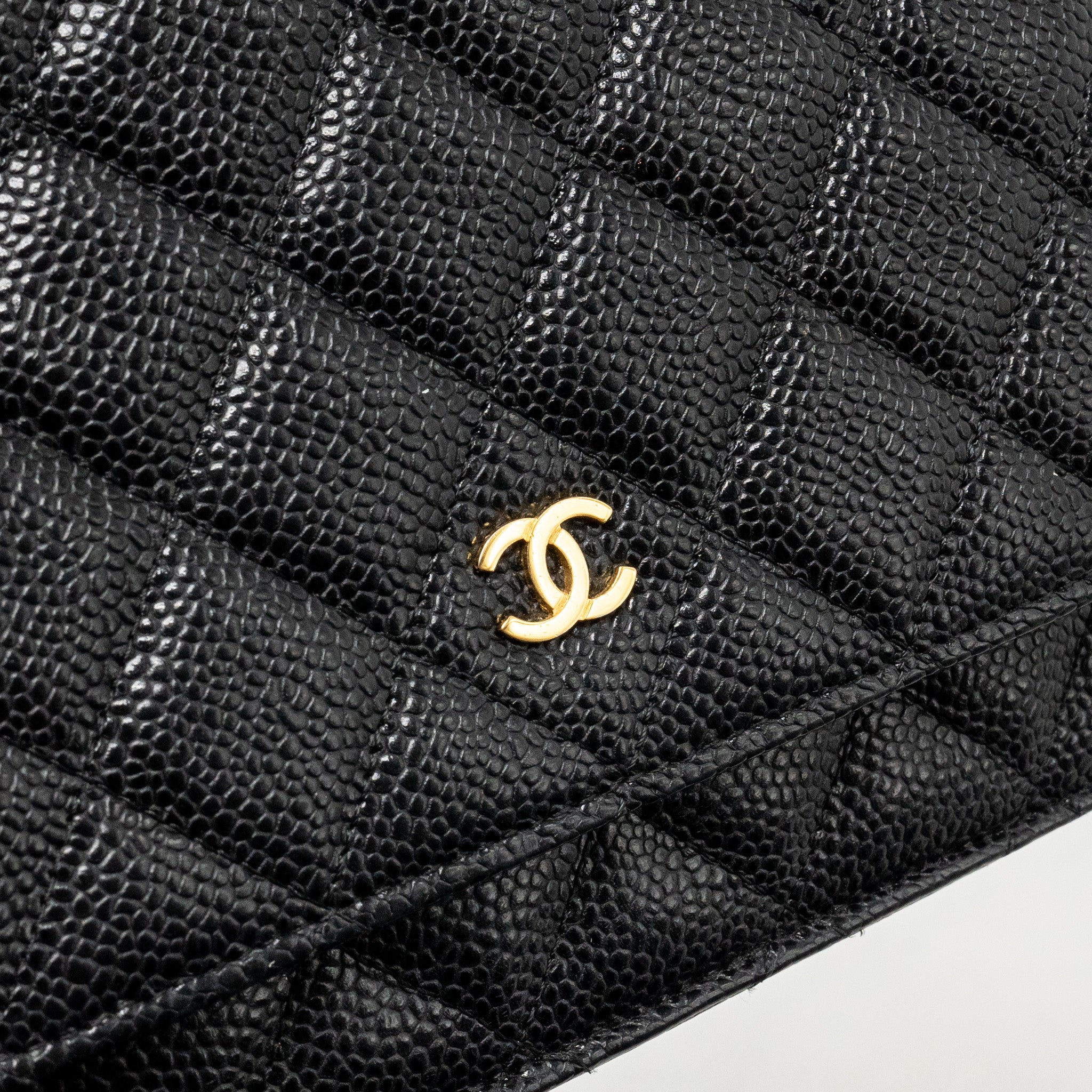 chanel-classic-wallet-on-chain-caviar-black-ghw-21