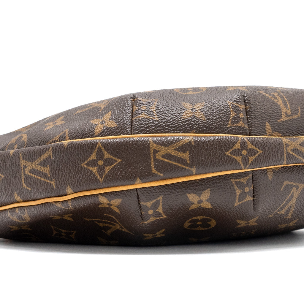 louis-vuitton-vintage-loop-shoulder-bag-monogram-canvas-ghw
