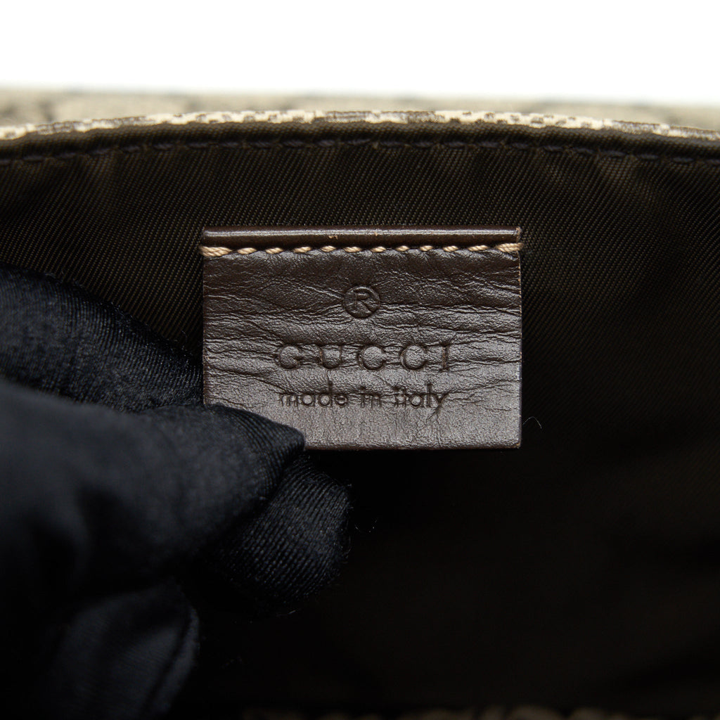gucci-gg-supreme-canvas-diaper-bag