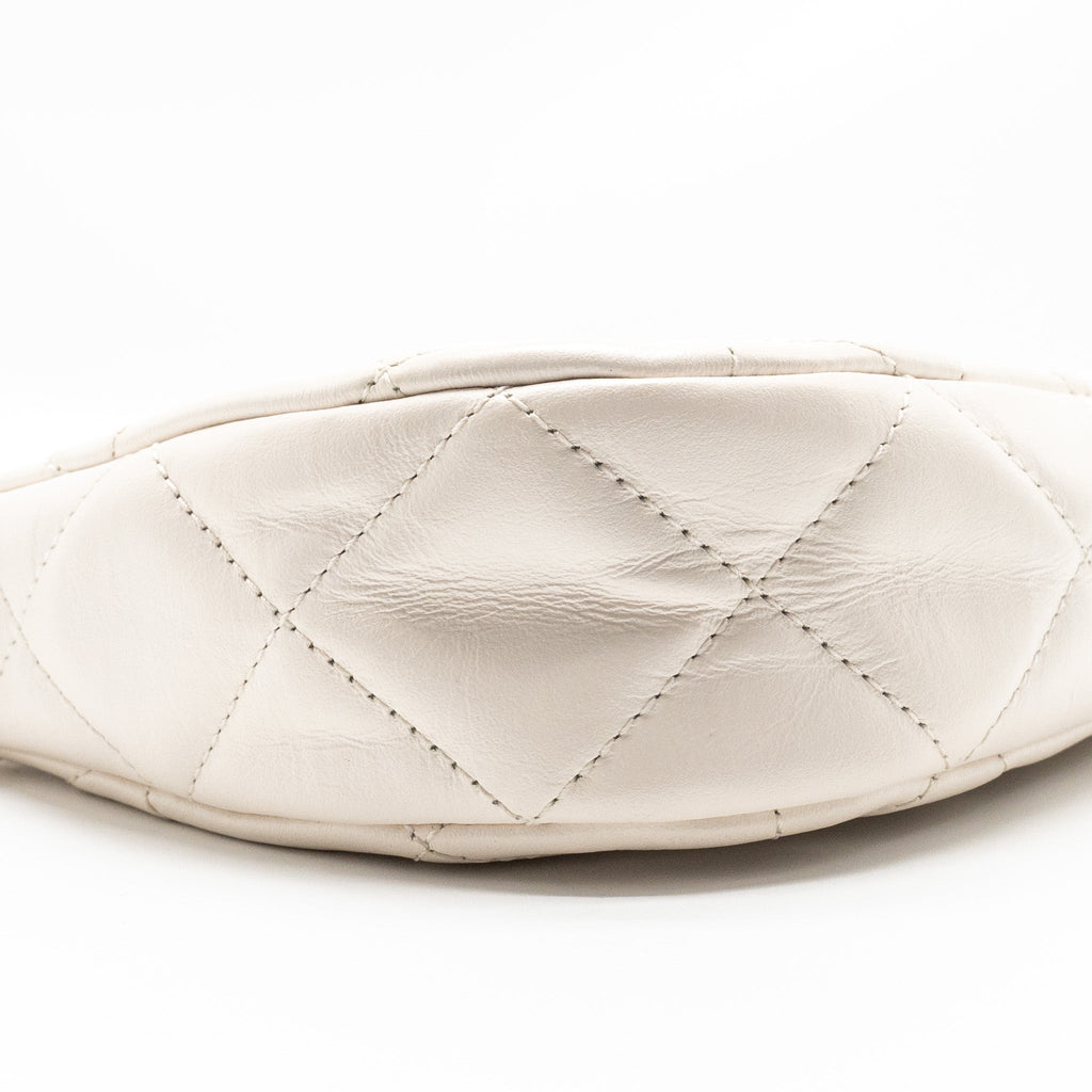 chanel-23k-hobo-bag-calfskin-white-ghw-microchip-copy