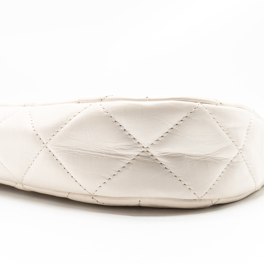 chanel-23k-hobo-bag-calfskin-white-ghw-microchip-copy