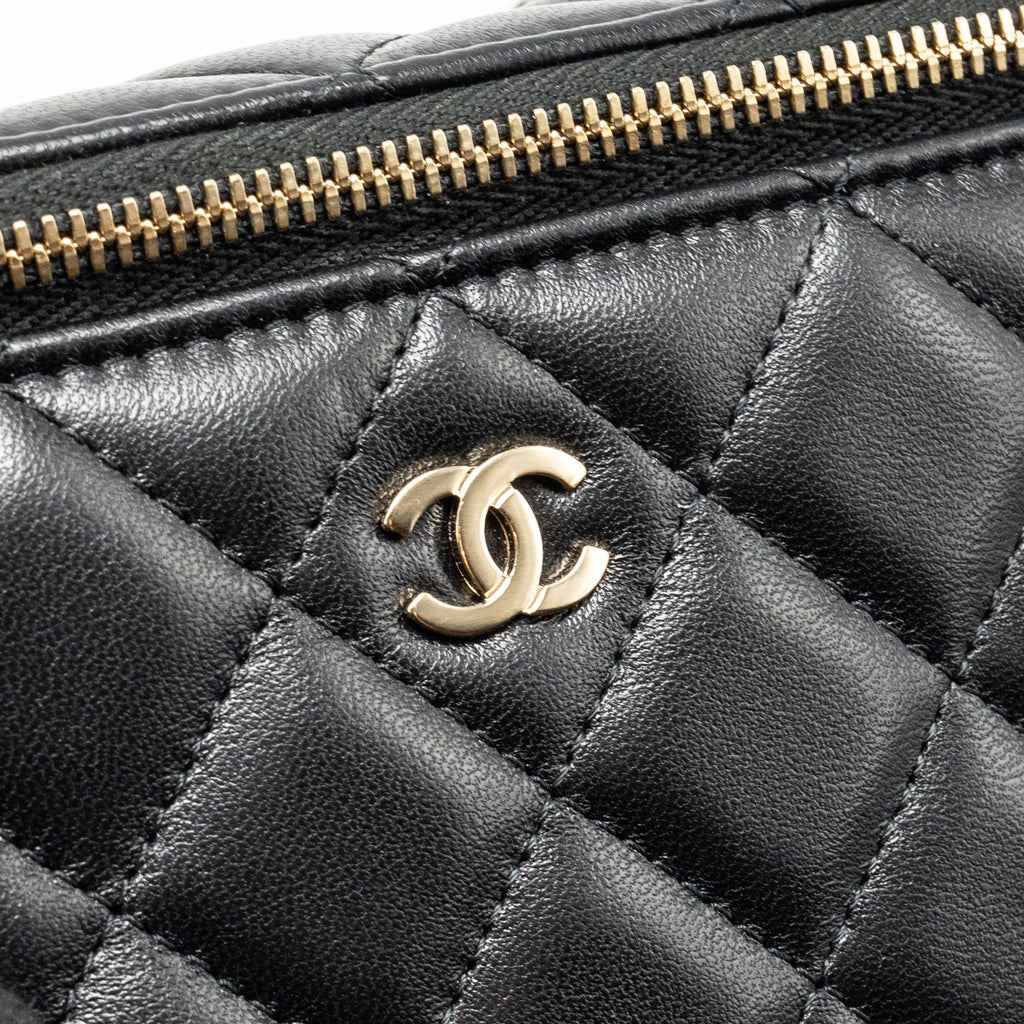 chanel-long-vanity-case-with-chain-lambskin-black-lghw
