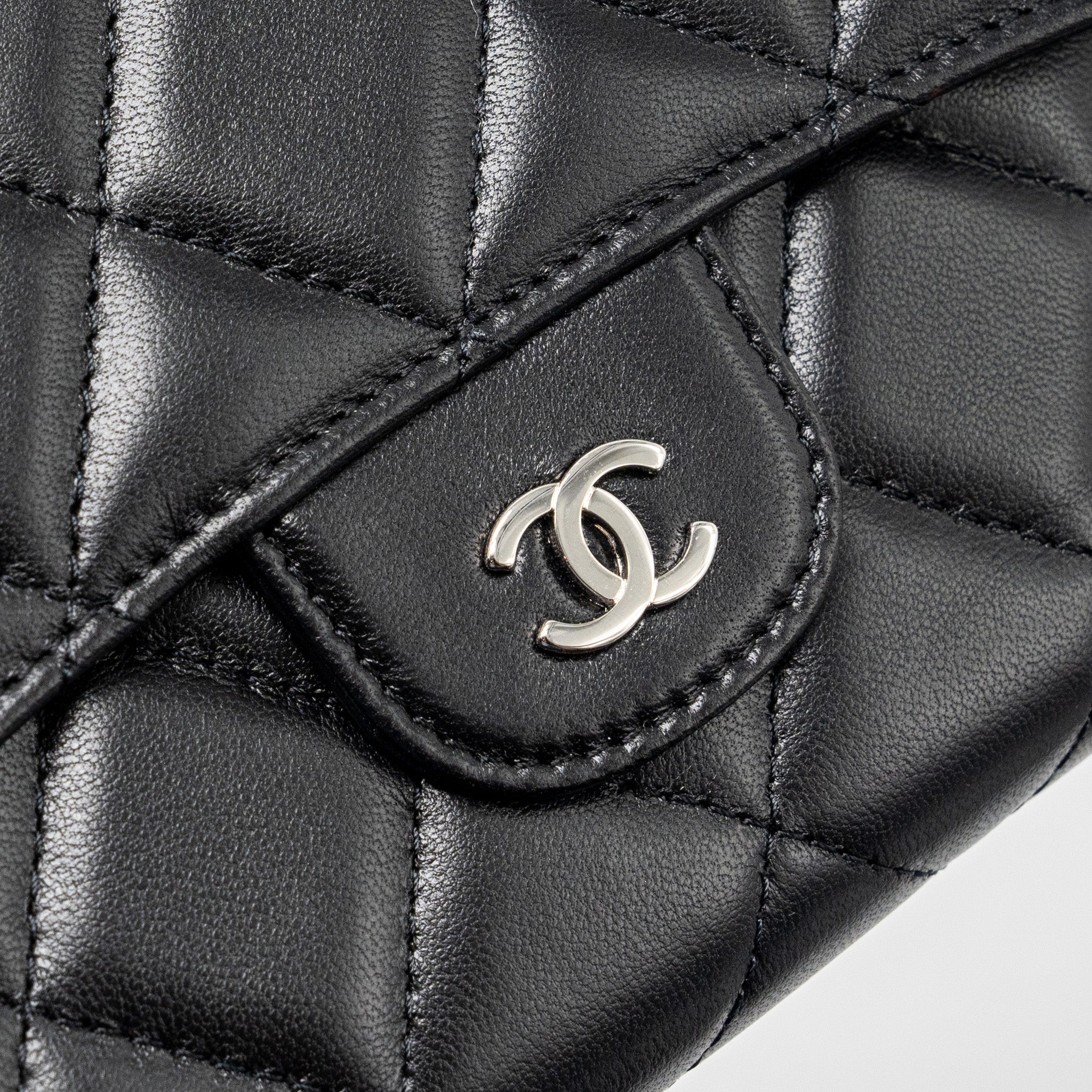 chanel-classic-compact-long-wallet-lambskin-shw
