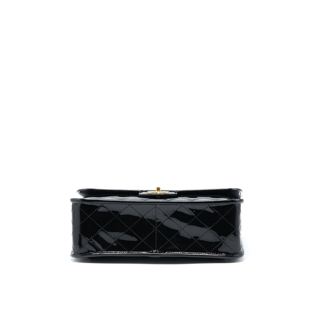 chanel-22k-large-backpack-patent-black-brushed-ghw-microchip
