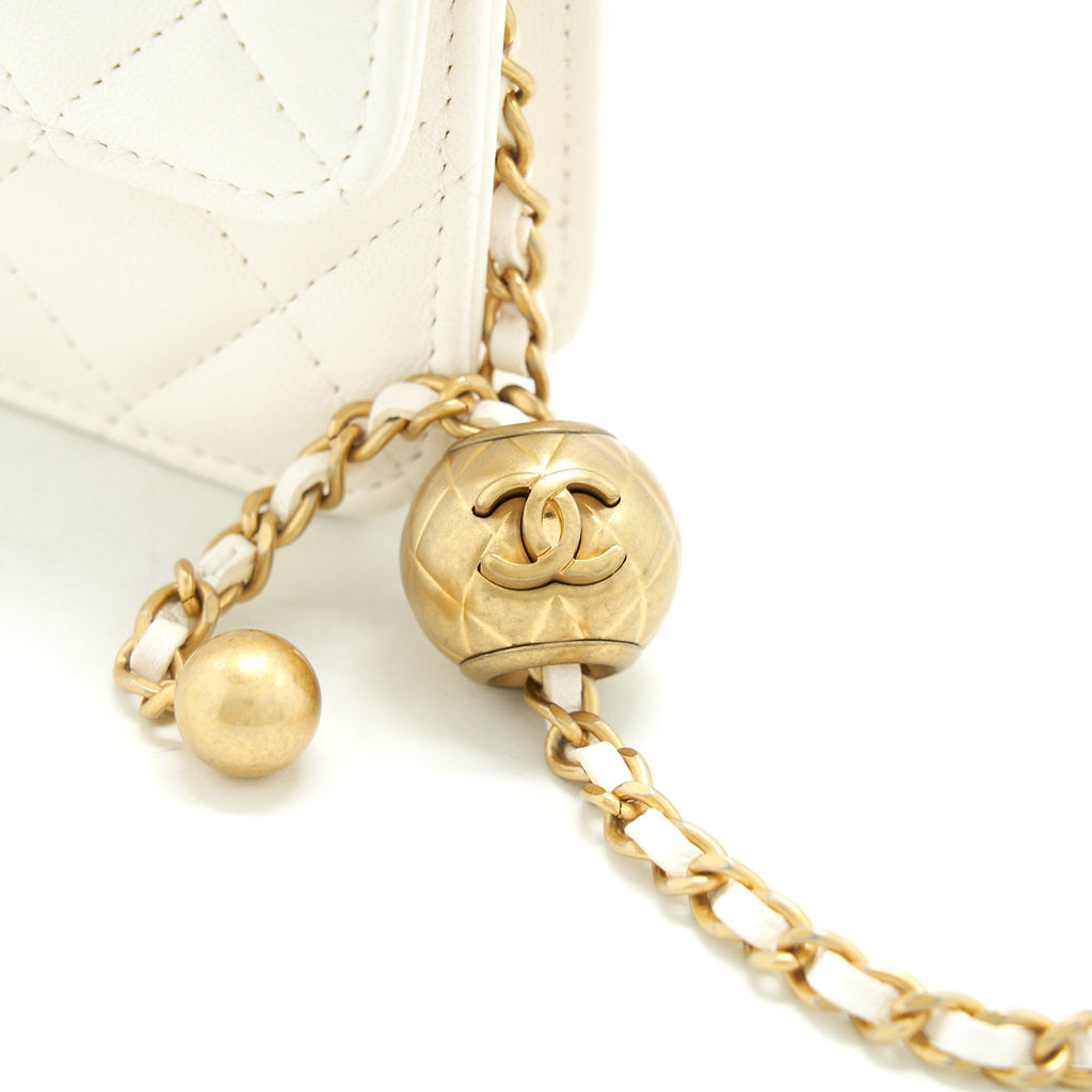chanel-21b-pearl-crush-mini-flap-bag-with-chain-belt-bag-white-ghw