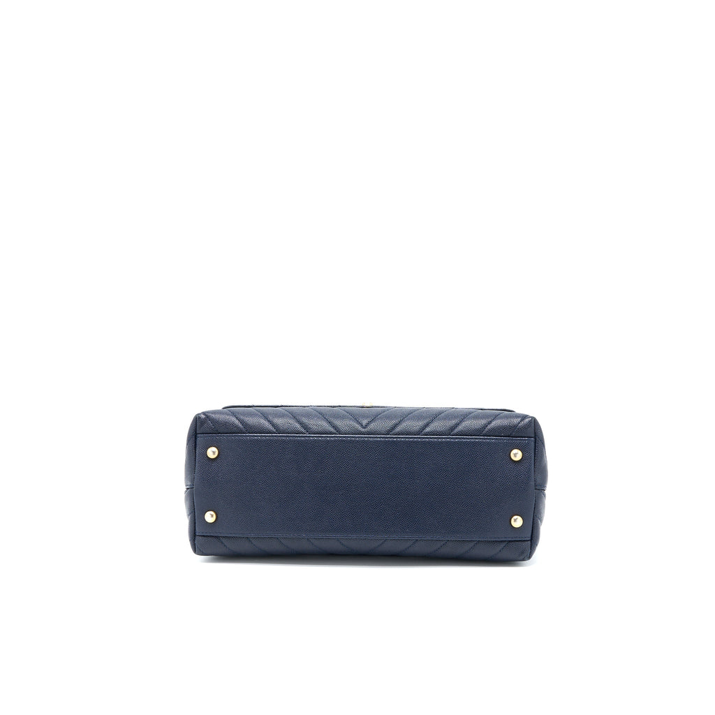 chanel-medium-chevron-coco-handle-bag-caviar-with-lizard-handle-navy-brushed-ghw