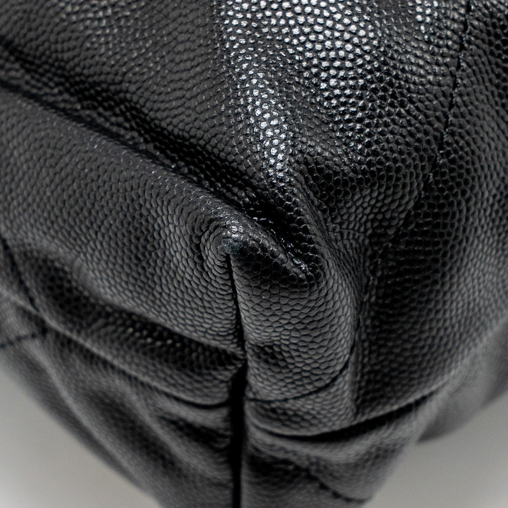 chanel-medium-22-bag-black-letter-caviar-black-ghw-microchip-copy