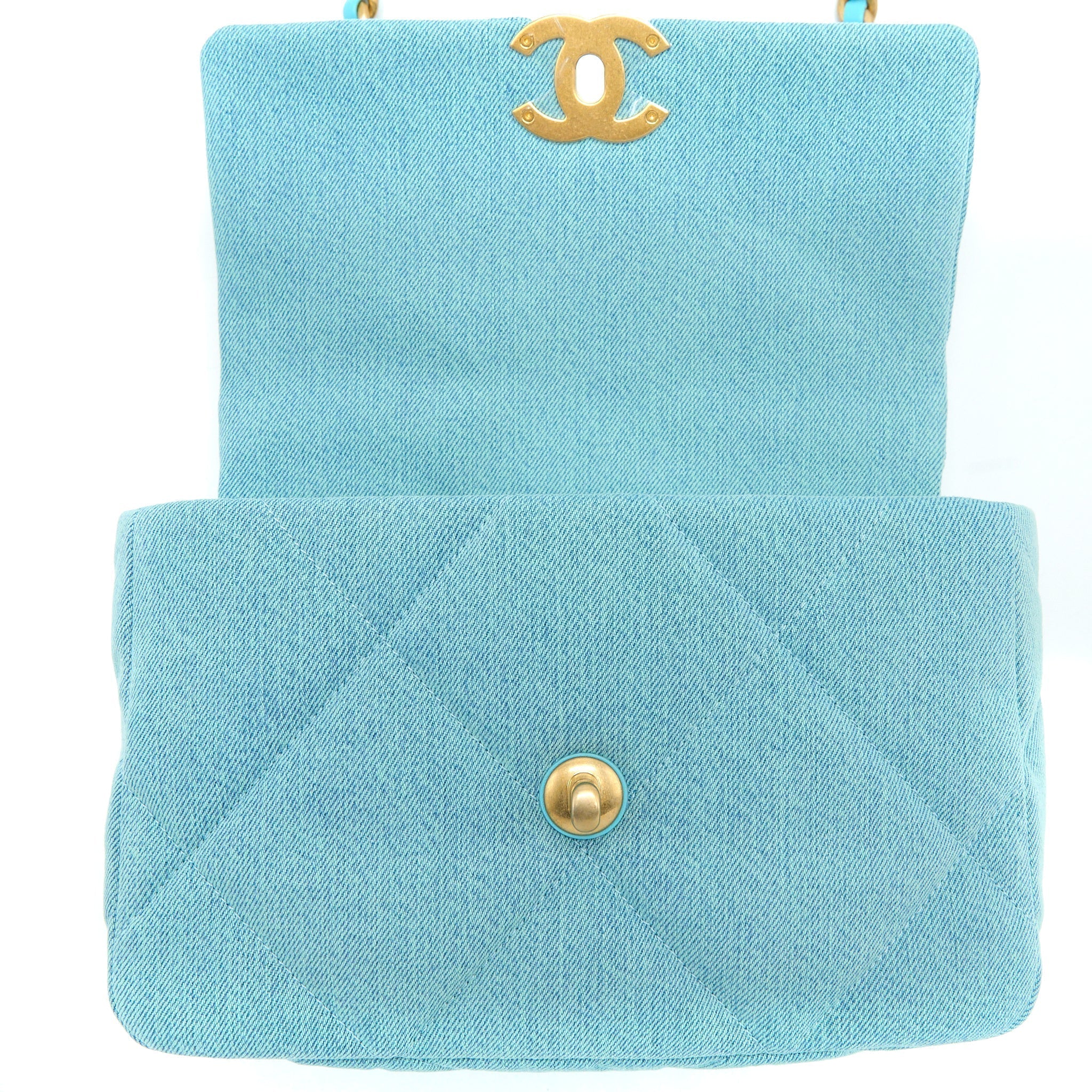 chanel-small-19-bag-denim-light-blue-multicolour-hardware