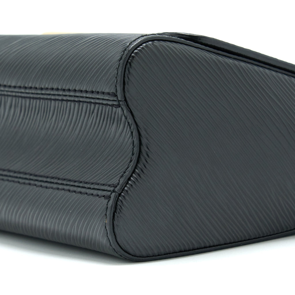louis-vuitton-twist-mm-epi-black-ghw