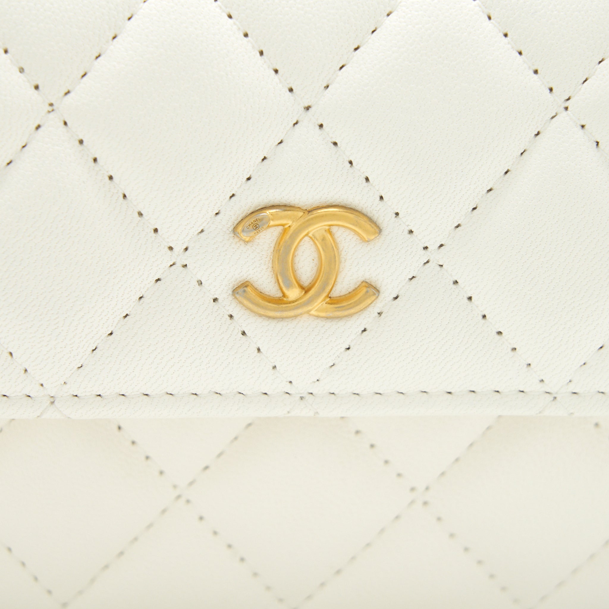 chanel-21b-pearl-crush-mini-flap-bag-with-chain-belt-bag-white-ghw
