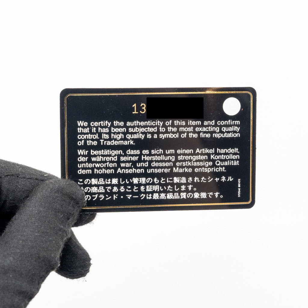 chanel-classic-compact-long-wallet-lambskin-shw