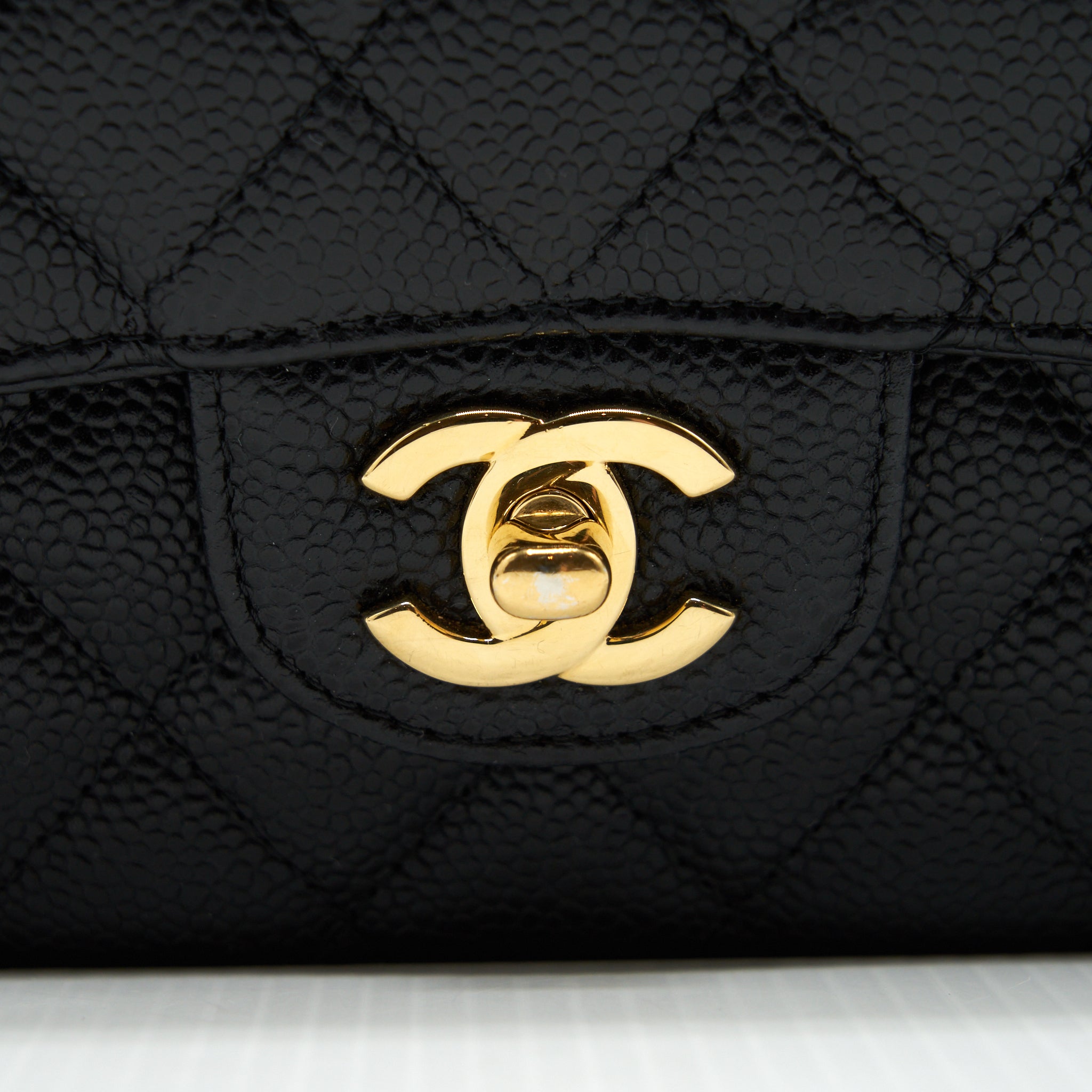 chanel-medium-classic-double-flap-bag-caviar-black-ghw-2