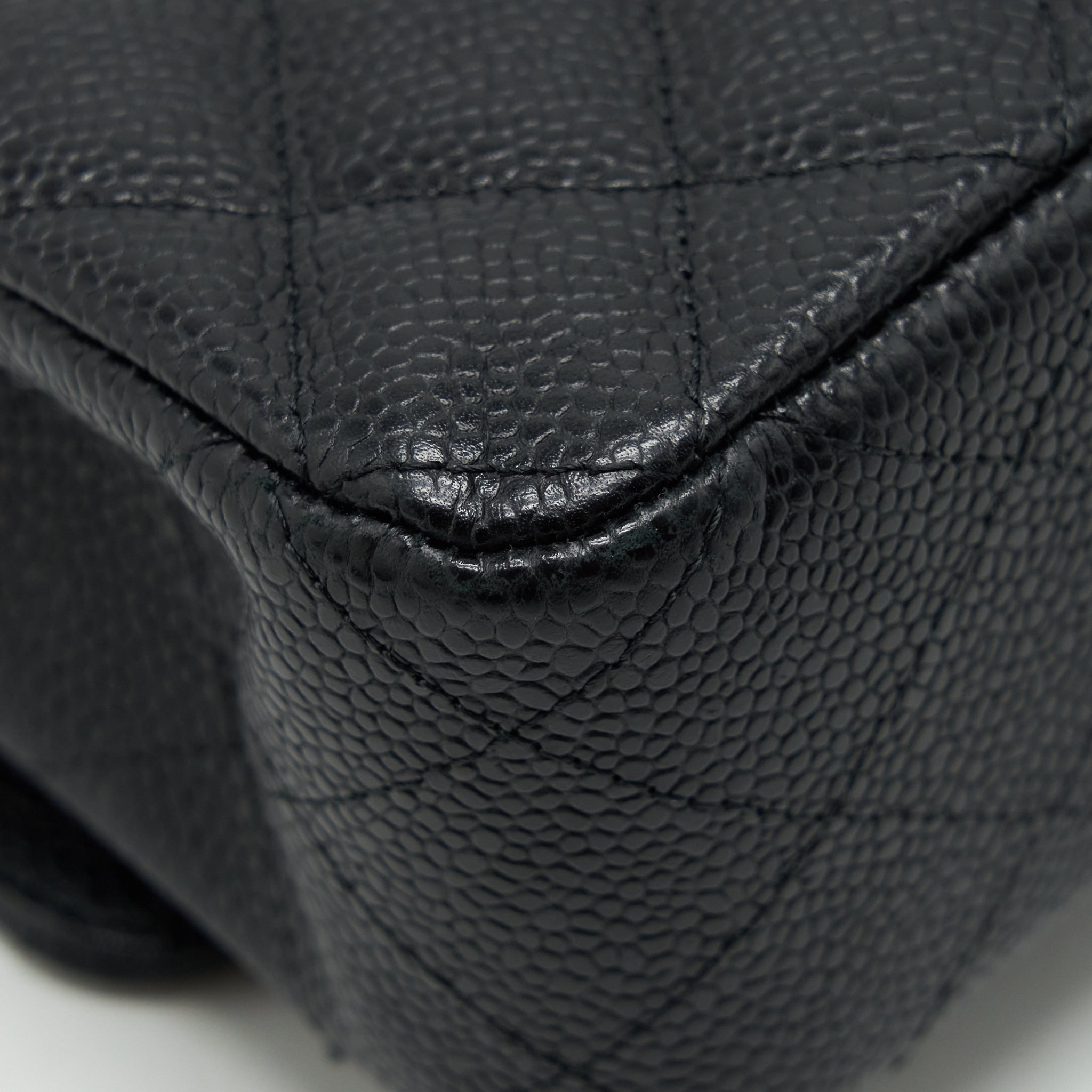 chanel-medium-classic-double-flap-bag-caviar-black-ghw-2