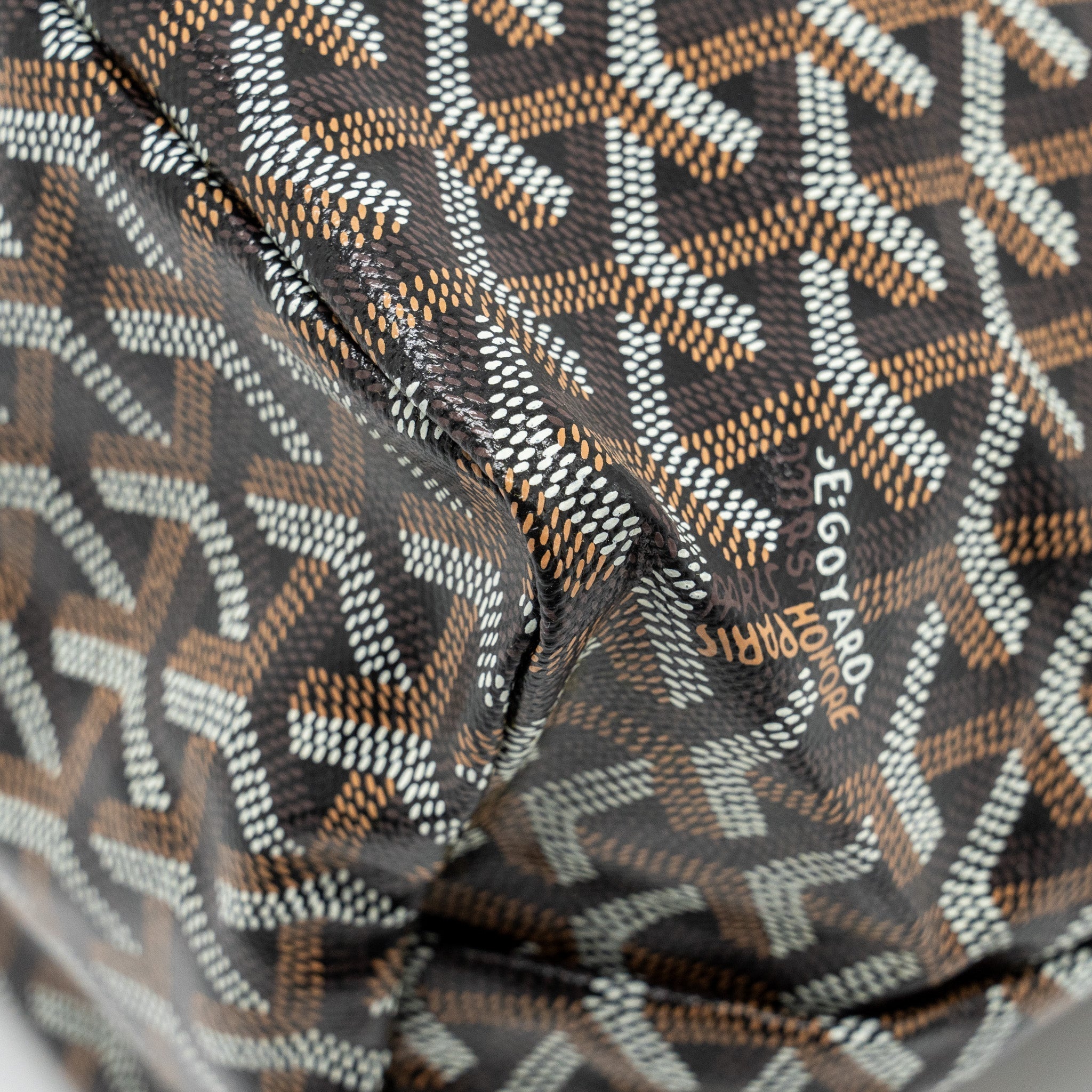 goyard-boheme-hobo-bag-goyardine-canvas-calfskin-brown-shw