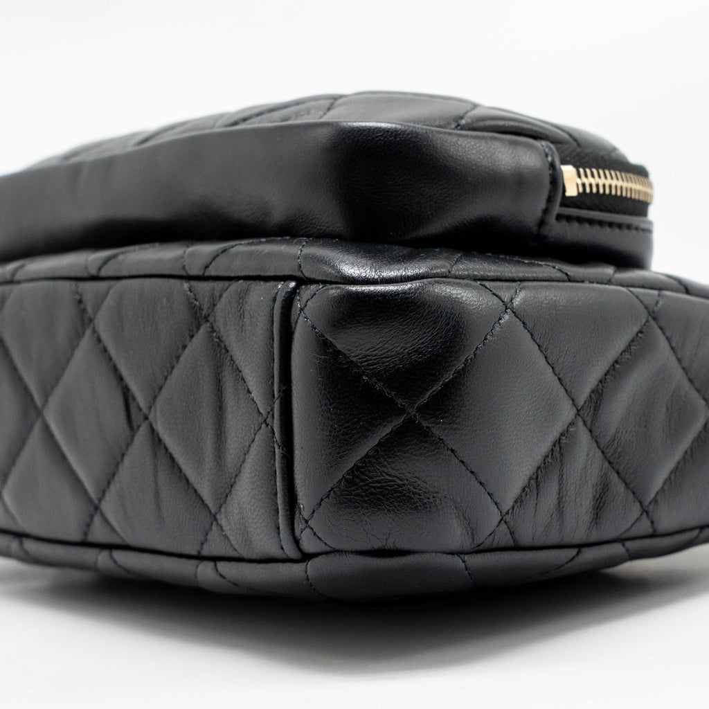 chanel-25c-camera-bag-lambskin-black-lghwmicrochip
