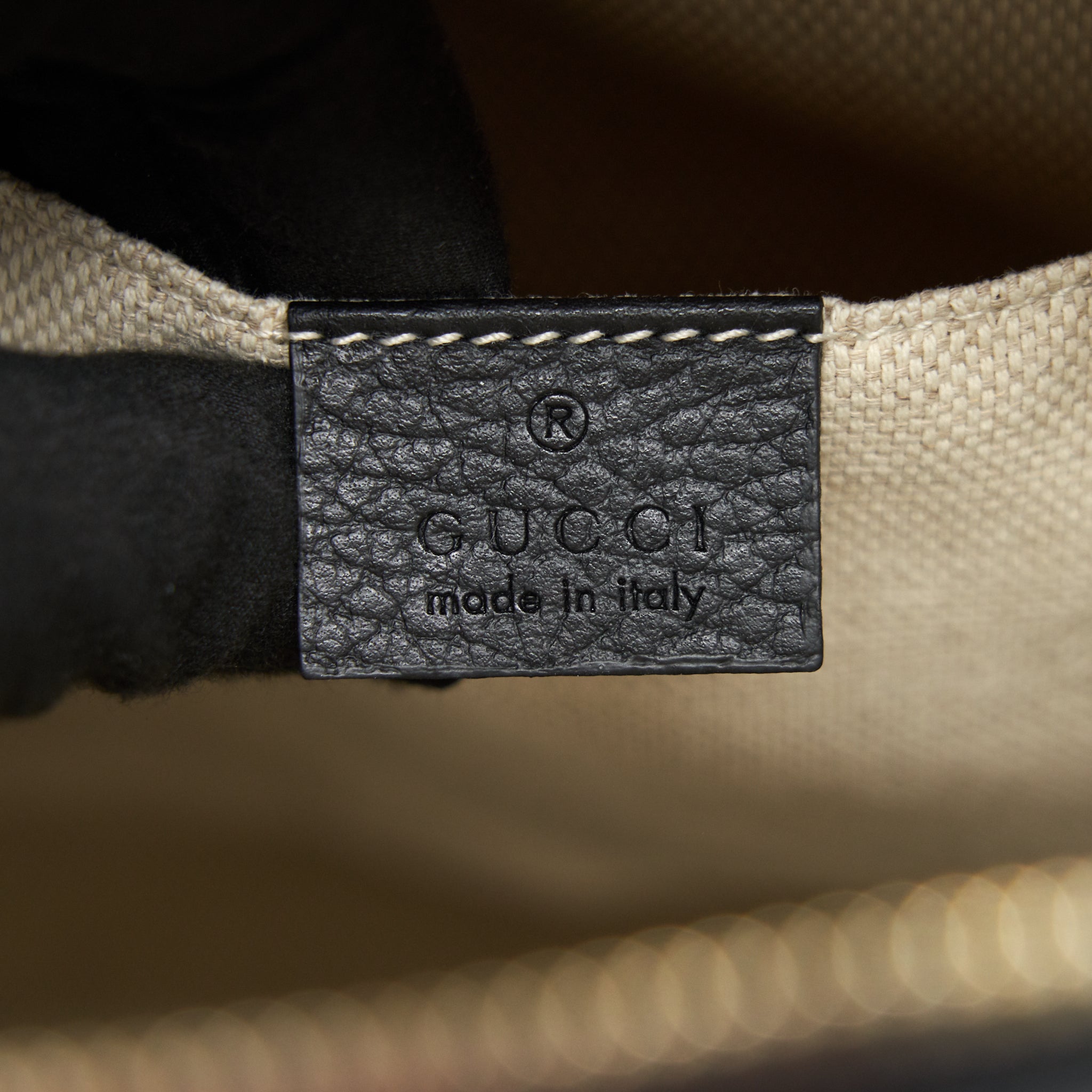 gucci-soho-leather-backpack-black