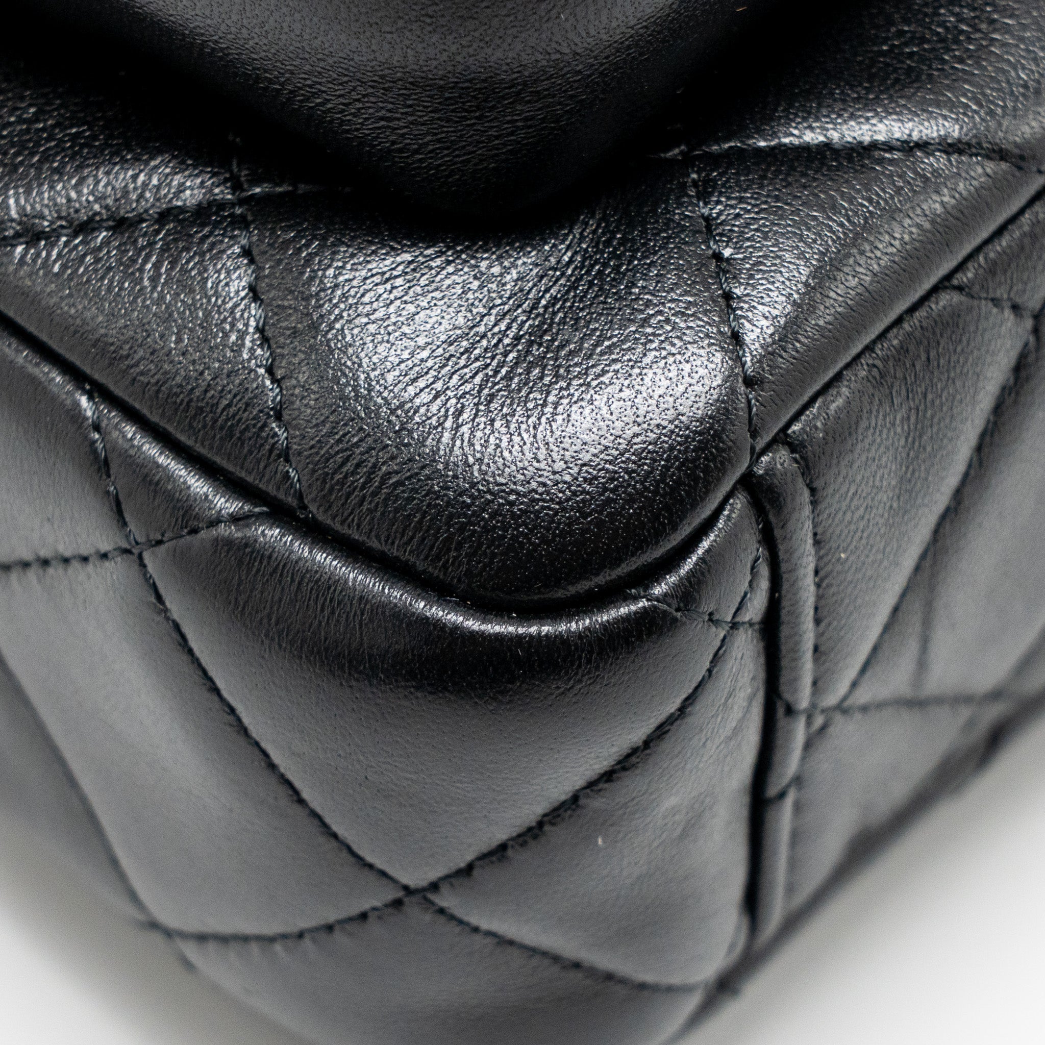 chanel-25c-camera-bag-lambskin-black-lghwmicrochip