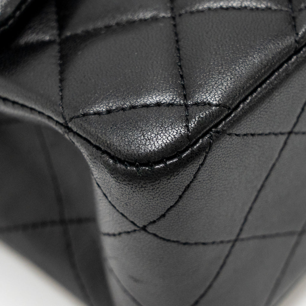 chanel-medium-classic-double-flap-bag-lambskin-black-shw-copy-2
