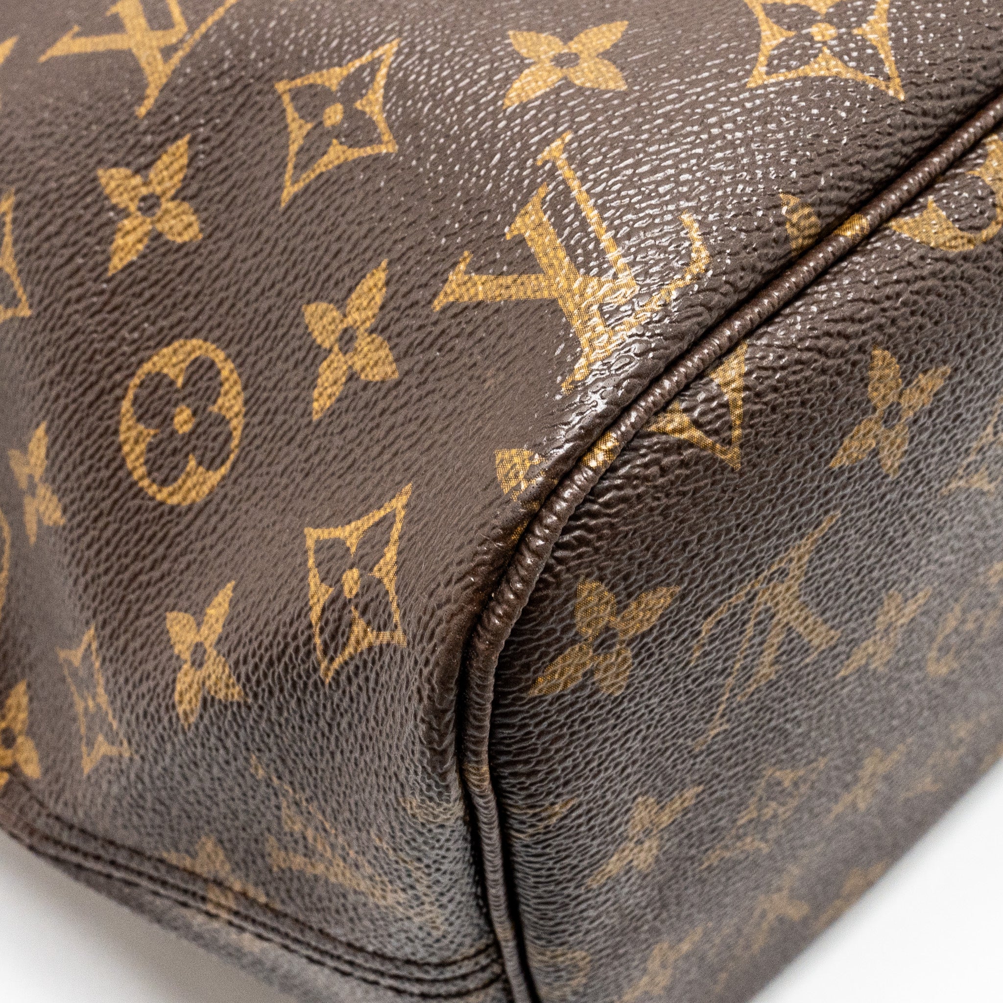 louis-vuitton-neverfull-mm-monogram-canvas-ghw-6